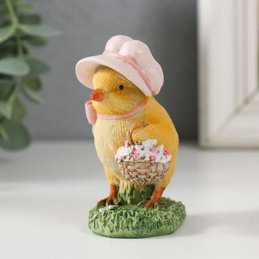 Фигурка полистоун Цыпа в шляпке с корзинкой цветов, 6.5?4?8 см