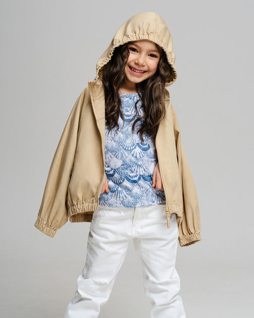 Дизайнерская детская футболка SAHAR art lab