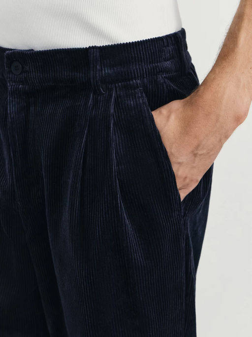 Вельветовые брюки relax fit / Zarina