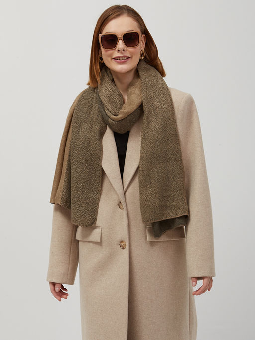 в составе шерсть Тонкий,мягкий двусторонний палантин из трикотажного полотна неплотной вязки - Tantino фото 3