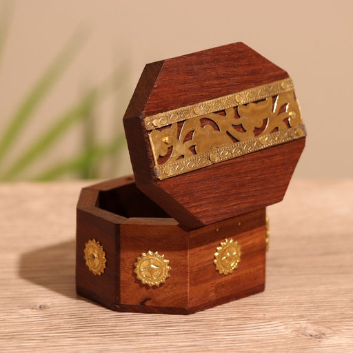 Шкатулка «Сани», 6×5×4 см, дерево шишам