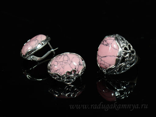 Кольцо Серьги с кахолонгом (имитация) цв. розовый размер 19