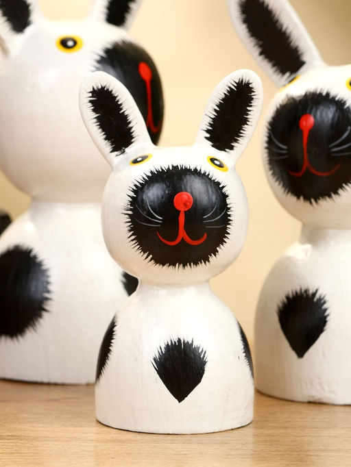 Набор сувенирный Зайки, h=14 см, h=12 см, h=9 см, дерево, бело-чёрный