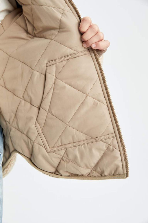 Плюшевое пальто с капюшоном и карманами на двусторонней молнии для девочек - Defacto фото 9