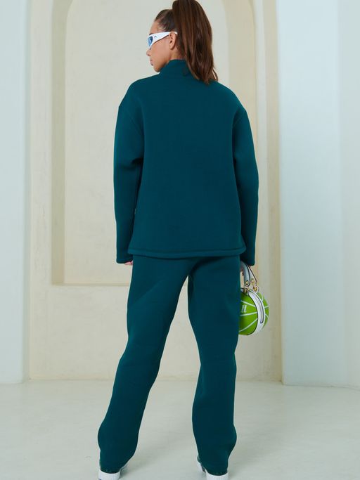 Костюм спортивный