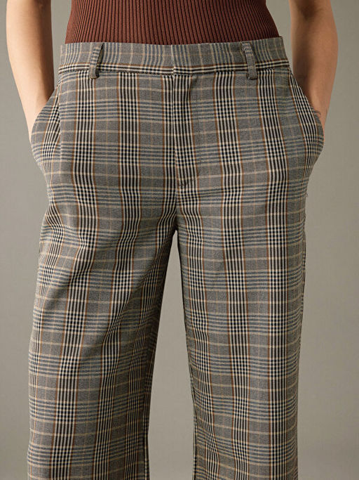 Standart Fit Ekose Kad?n Pantolon