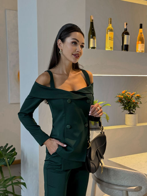 Костюм AURA 9237-164 изумруд