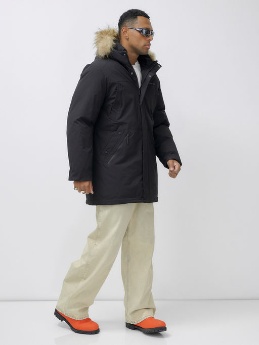 Парка зимняя с мехом черного цвета до - 30