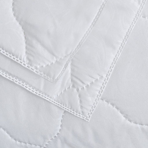 Покрывало 215х240см, белый, синтепон 100г/м, микрофибра 80г/м, 100% полиэстер - Vesta фото 3