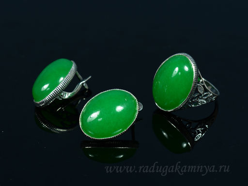 Кольцо Серьги с кварцем (имитация хризопраза) размер 19.
