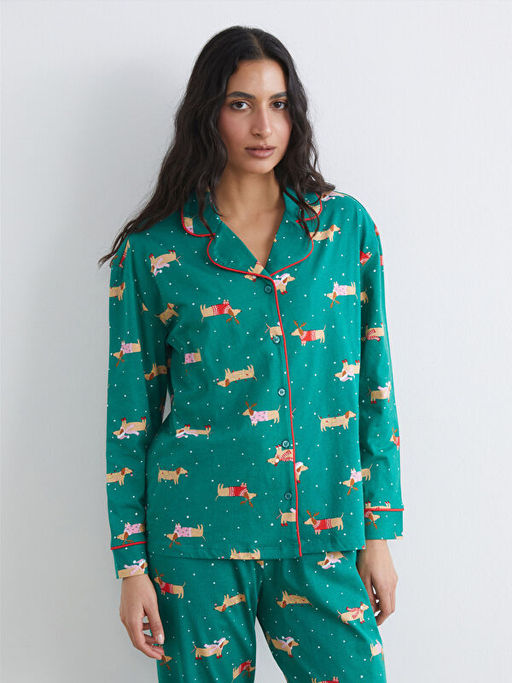 G?mlek Yaka Y?lba?? Temal? Kad?n Pijama Tak?m