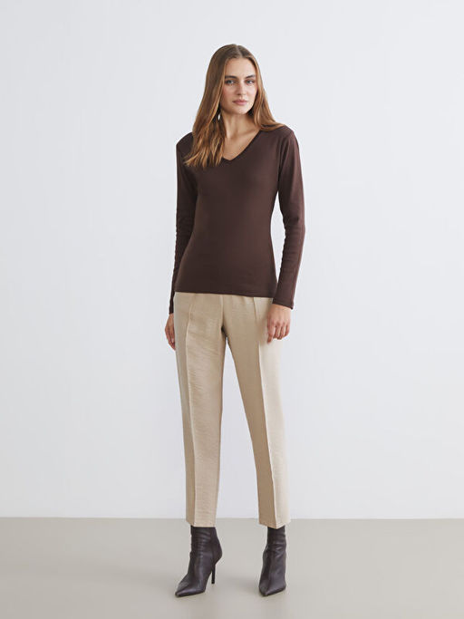 V Yaka Uzun Kollu Kad?n Ti??rt