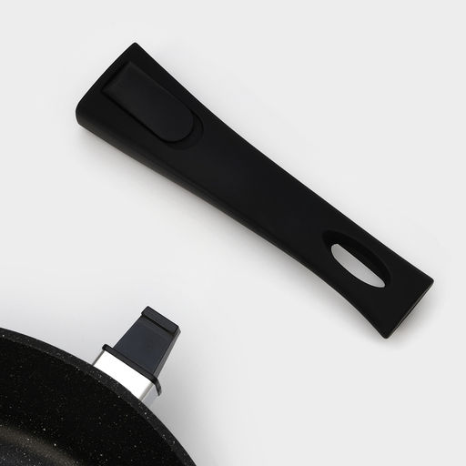 Сковорода Доляна «Элит», d=28 см, пластиковая ручка, стеклянная крышка, антипригарное покрытие, цвет чёрный