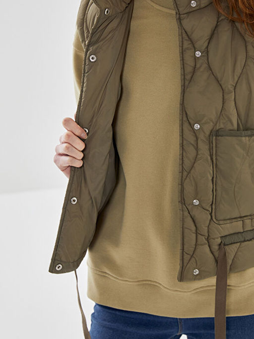 Dik Yaka Kapitone Kad?n ?i?me Yelek