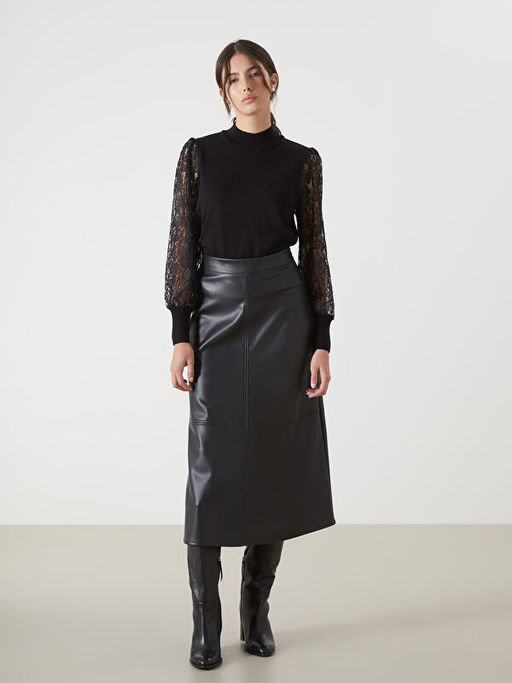 Standart Fit D?z Deri G?r?n?ml? Kad?n Etek