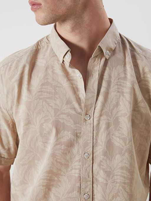Slim Fit K?sa Kollu Desenli Poplin Erkek G?mlek