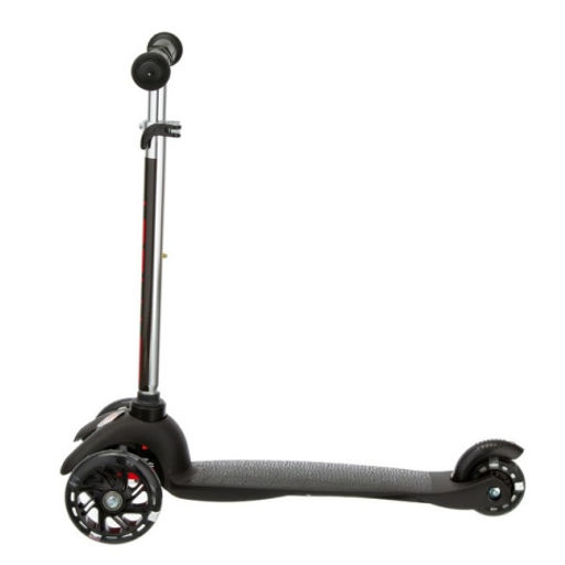 Самокат трехколесный