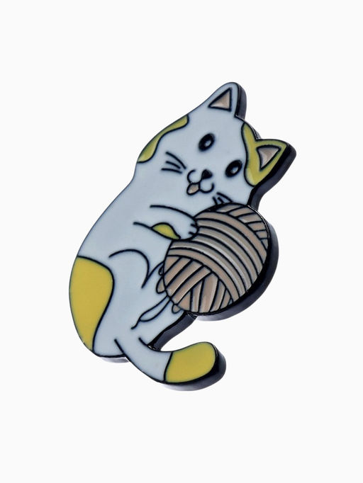 Значок «Котёнок» с клубочком, цветной в чёрном металле