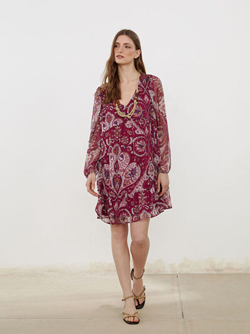 V Yaka Desenli Mini Elbise