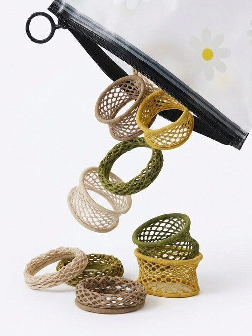 Набор резинок для волос в косметичке