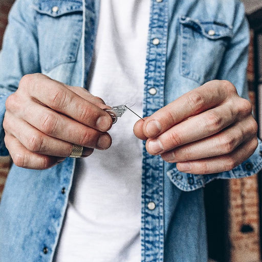 Цена за 100 шт. Нитевдеватель металлический, 4.3×1.5 см, цена за 1 штуку