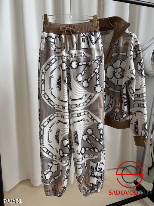 Женский брючный костюм - Bruno фото 2