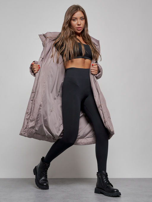 Пальто утепленное молодежное зимнее женское коричневого цвета 586828K - RoccaManer фото 12