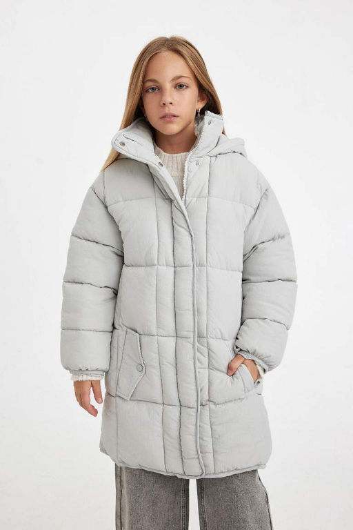 Водоотталкивающая легкая длинная куртка-пуховик с капюшоном и карманом на молнии для девочек - Defacto фото 5