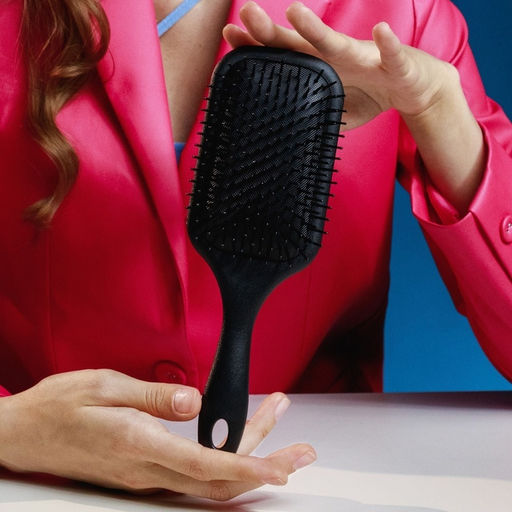 Цена за 2 шт. Расчёска массажная, 8×24(±1) см, чёрная