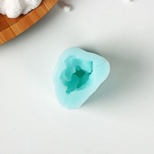 Силиконовый молд «Ангелочек задумался», 3,6×2,7×3,7 см, бирюзовый