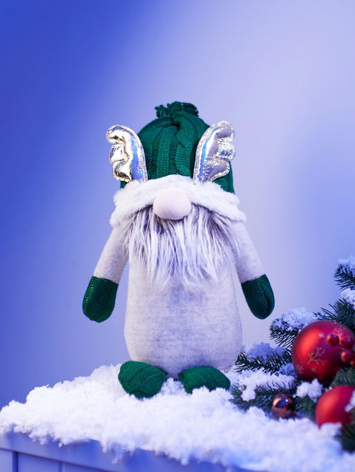 Фигура текстиль «Гном лосяш в зелёном» 33×12×18 см, 1 LED, от батареек AG13×3, свечение тёплое белое