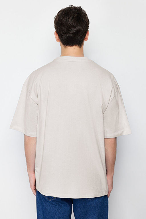 Ta_ Oversize %100 Pamuklu Bisiklet Yaka Minimal Yaz_ Bask_l_ Tok Kuma_ T-shirt TMNSS23TS00084 - Trendyolmilla фото 2