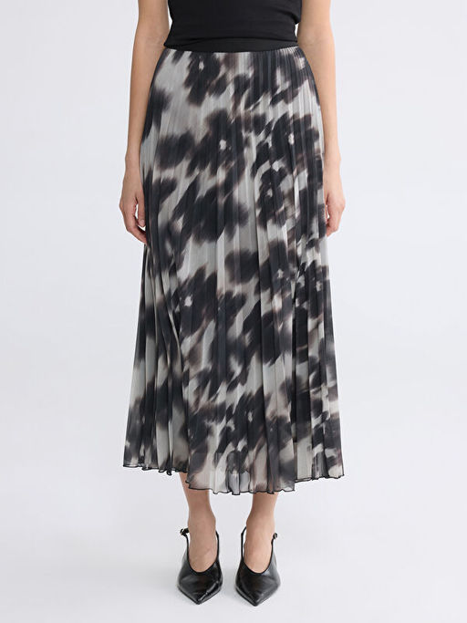 Beli Lastikli ?i?ekli Pileli Etek