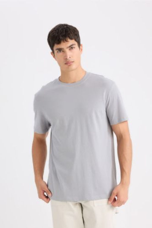 New Regular Fit Bisiklet Yaka Basic Duz K?sa Kollu Tisort