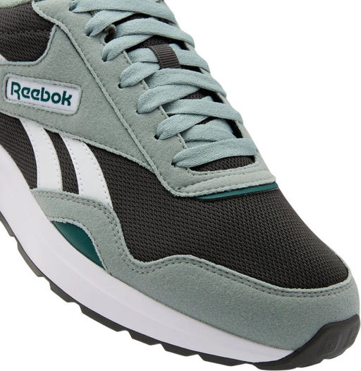 Кроссовки взрослые