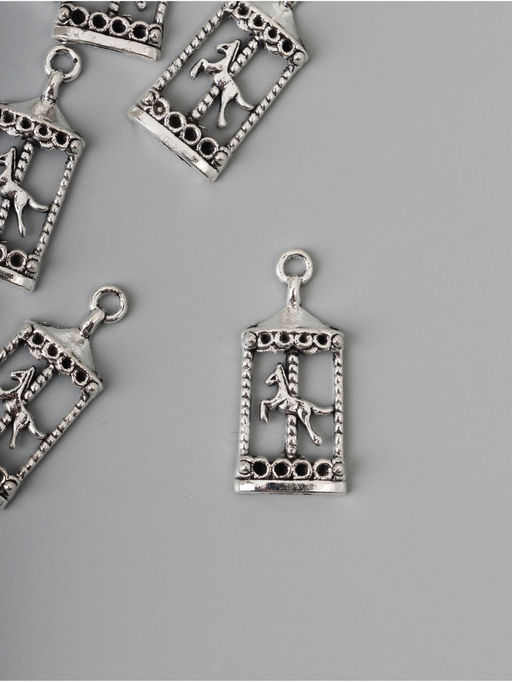 Цена за 2 шт. Декор-подвеска для творчества металл Карусель с лошадкой, серебро, набор 10 шт., 3.3?1.5?0.4 см