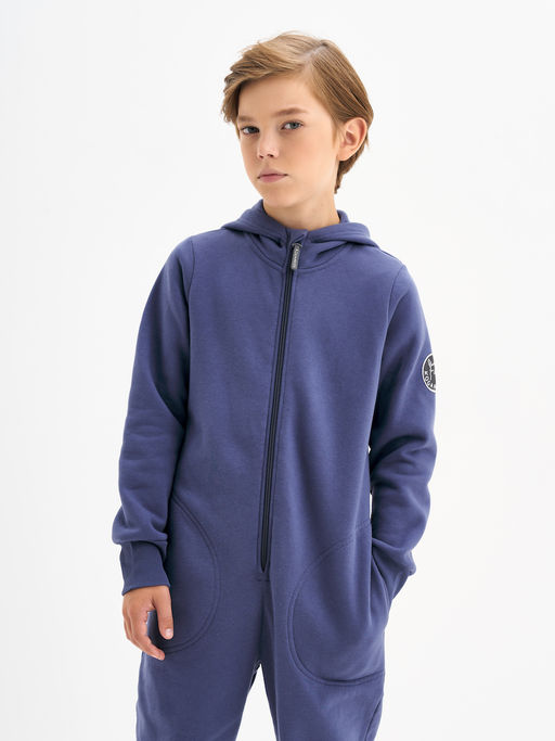 Серо-синий комбинезон для мальчика