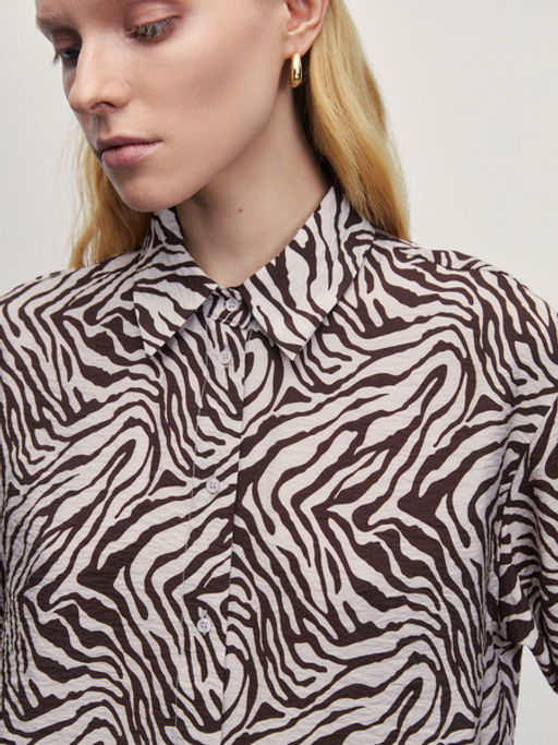 Блузка прямого кроя из фактурной ткани / Zarina  фото 6