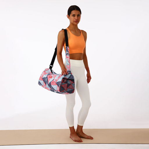 Сумка спортивная на молнии TEXTURA, боковой карман-сетка, регулируемый ремень, средний размер, красная