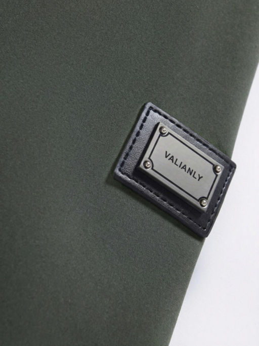 Ветровка мужская софтшелл виндстоппер с капюшоном спортивная цвета хаки 9617_1Kh