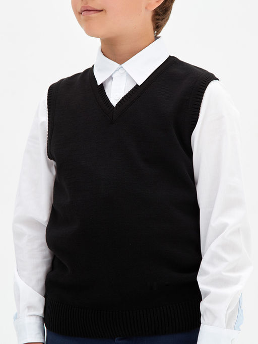 Черный вязаный жилет для мальчика