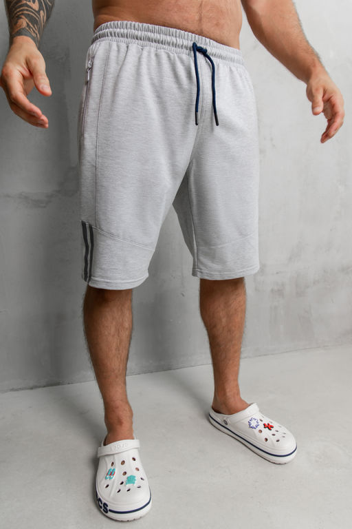 Спортивные шорты