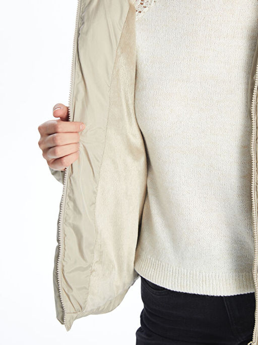 Kad?n Kap??onlu D?z ?i?me Mont - Waikiki фото 3