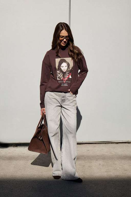 Лонгслив оверсайз с принтом