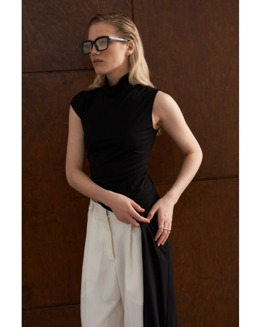 Топ THE VERY 2445