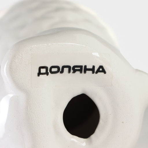 Подставка для яйца Доляна «Зайка», доломит, 8×5.5×7.5 см, белая, розовая