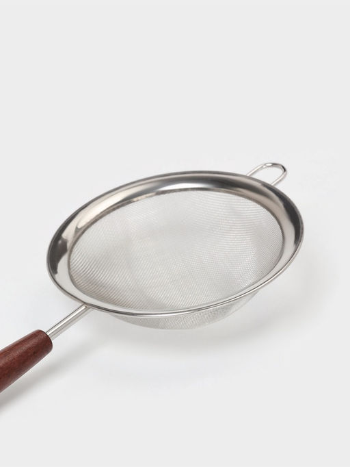 Сито с ручкой Magistro «Версаль» d=10.5 см, нержавеющая сталь, ручка акация