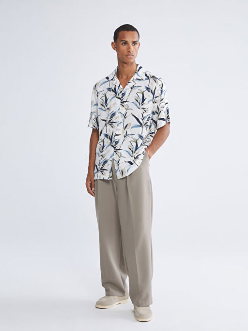 Regular Fit Resort Yaka Desenli Viskon Erkek G?mlek