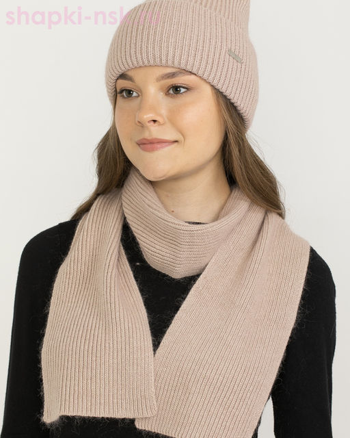 246 PB Шарф женский (145 x 166)