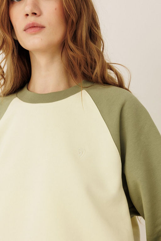 Костюм GO F3115/26-02.164-170 фисташка